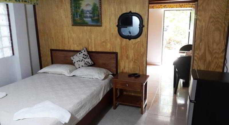 Angula Place 3*